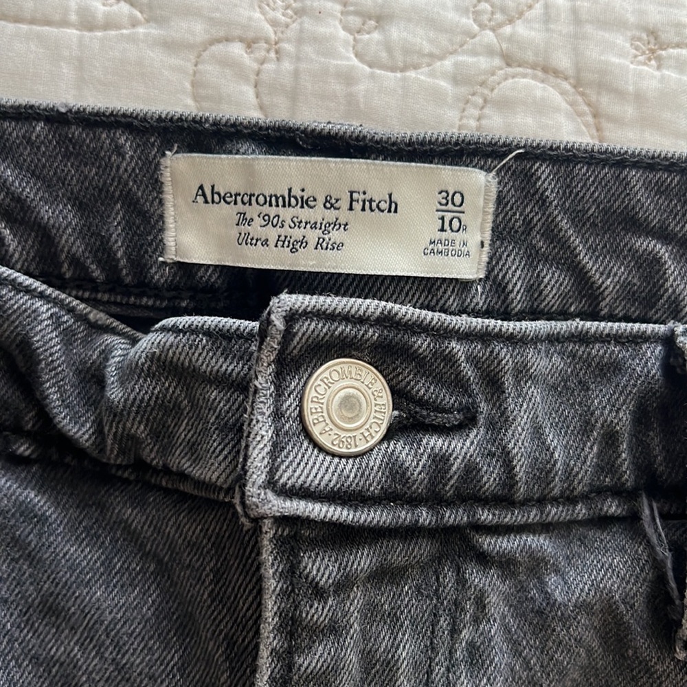 Abercrombie Jeans!